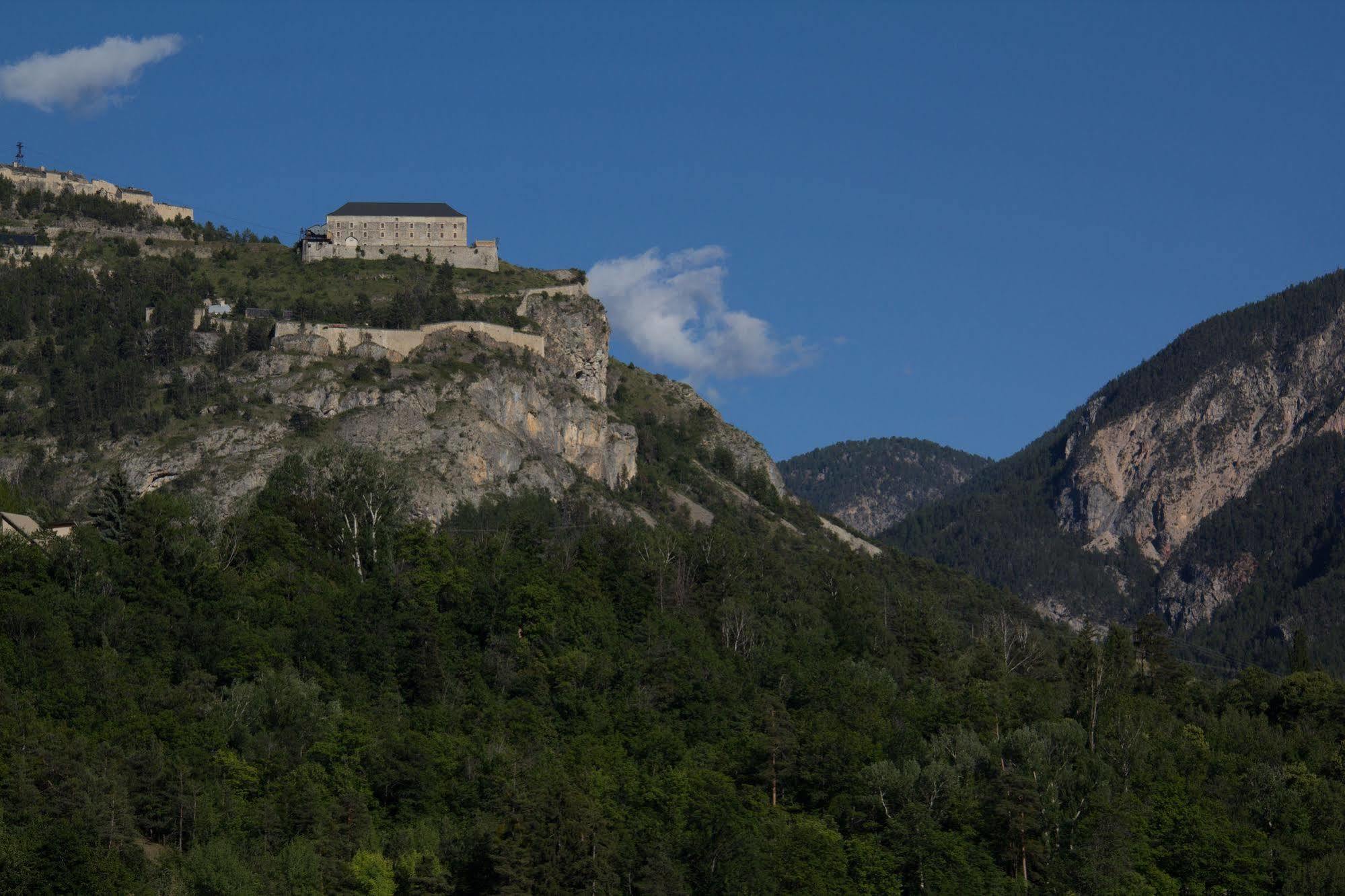 Hotel Mont-Brison Briançon Kültér fotó