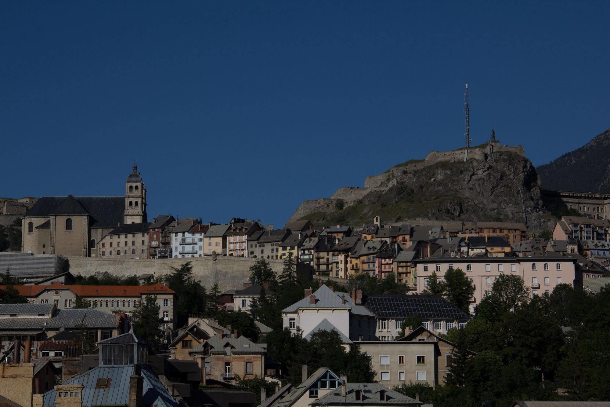 Hotel Mont-Brison Briançon Kültér fotó